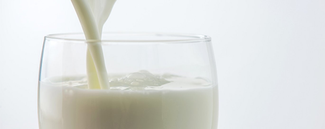 Forskere forsøger nu at forbedre optaget af vitamin D fra berigede fødevarer ved at stabilisere vitaminet med mælkeproteiner. Foto: Colourbox
